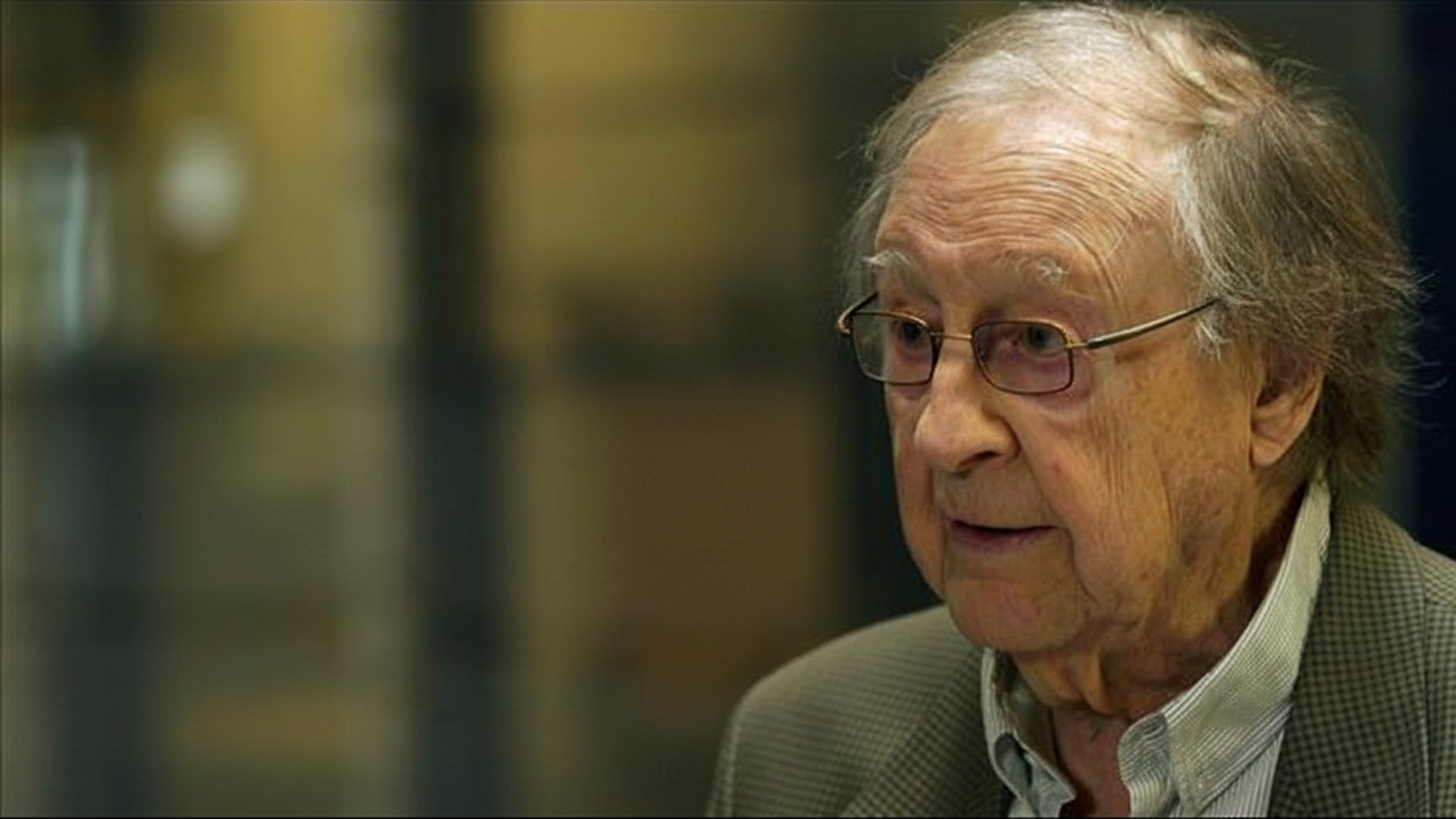 Guy Rocher lors d'une entrevue